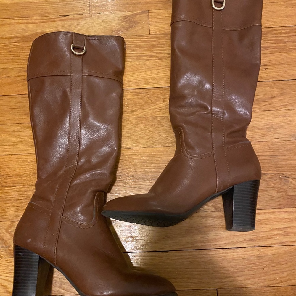 Alfani Size 8 Brown Leather Boots
